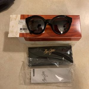 Maui Jim Jasmine Black/Tortoise Sunglasses